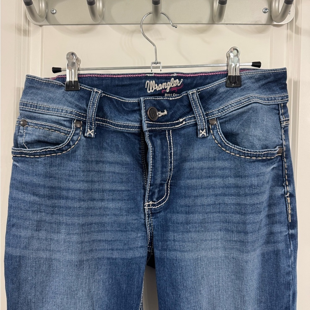 Wrangler Blue Boot Cut Jeans Size 7/8 32” Length - Picture 2 of 5